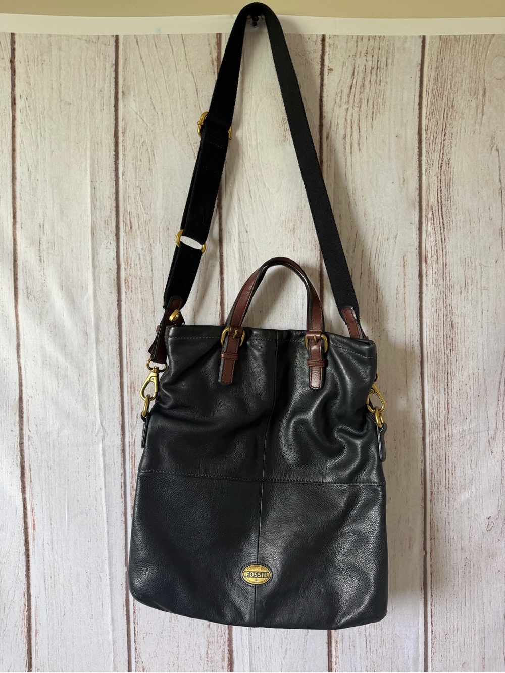 FOSSIL EXPLORER Foldover BLACK Leather Crossbody Messenger Shoulder Bag Tote